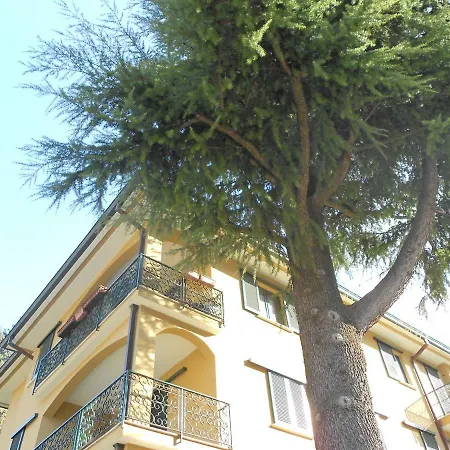 Como Lake Ai Pini Apartamento